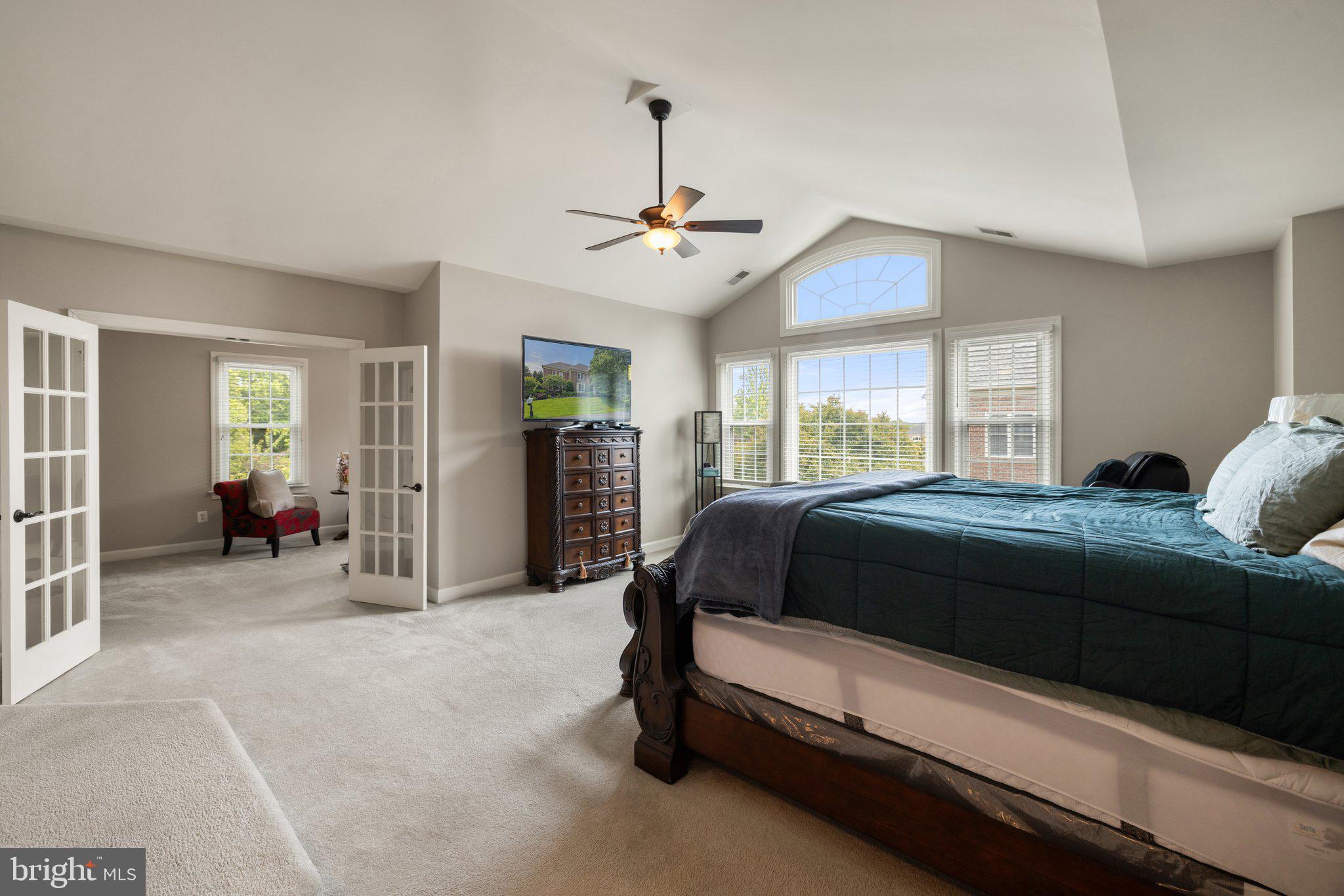 RIVER CREEK - Residential