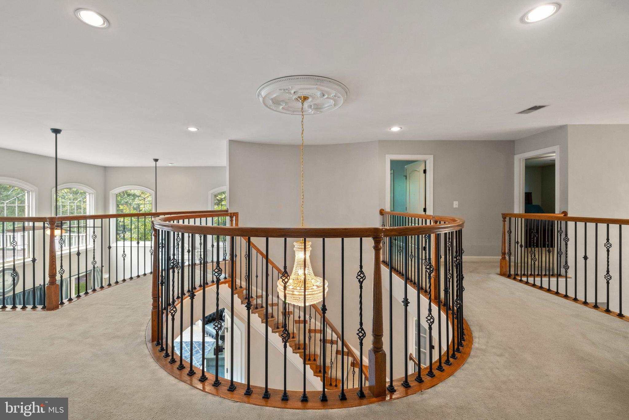 RIVER CREEK - Residential