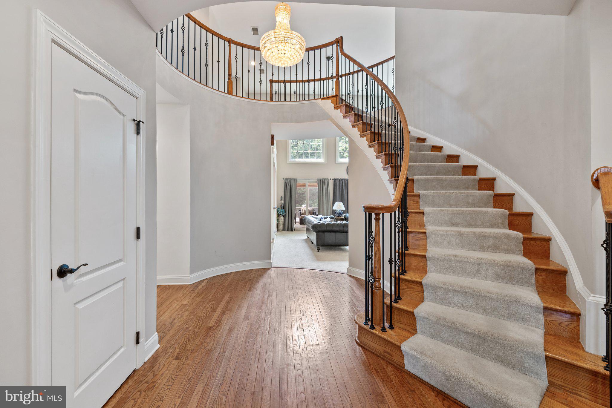 RIVER CREEK - Residential