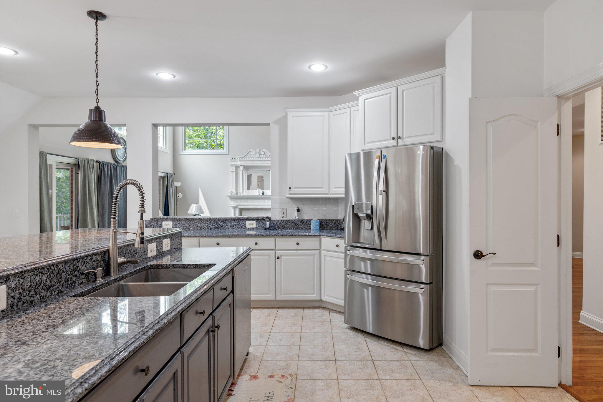 RIVER CREEK - Residential