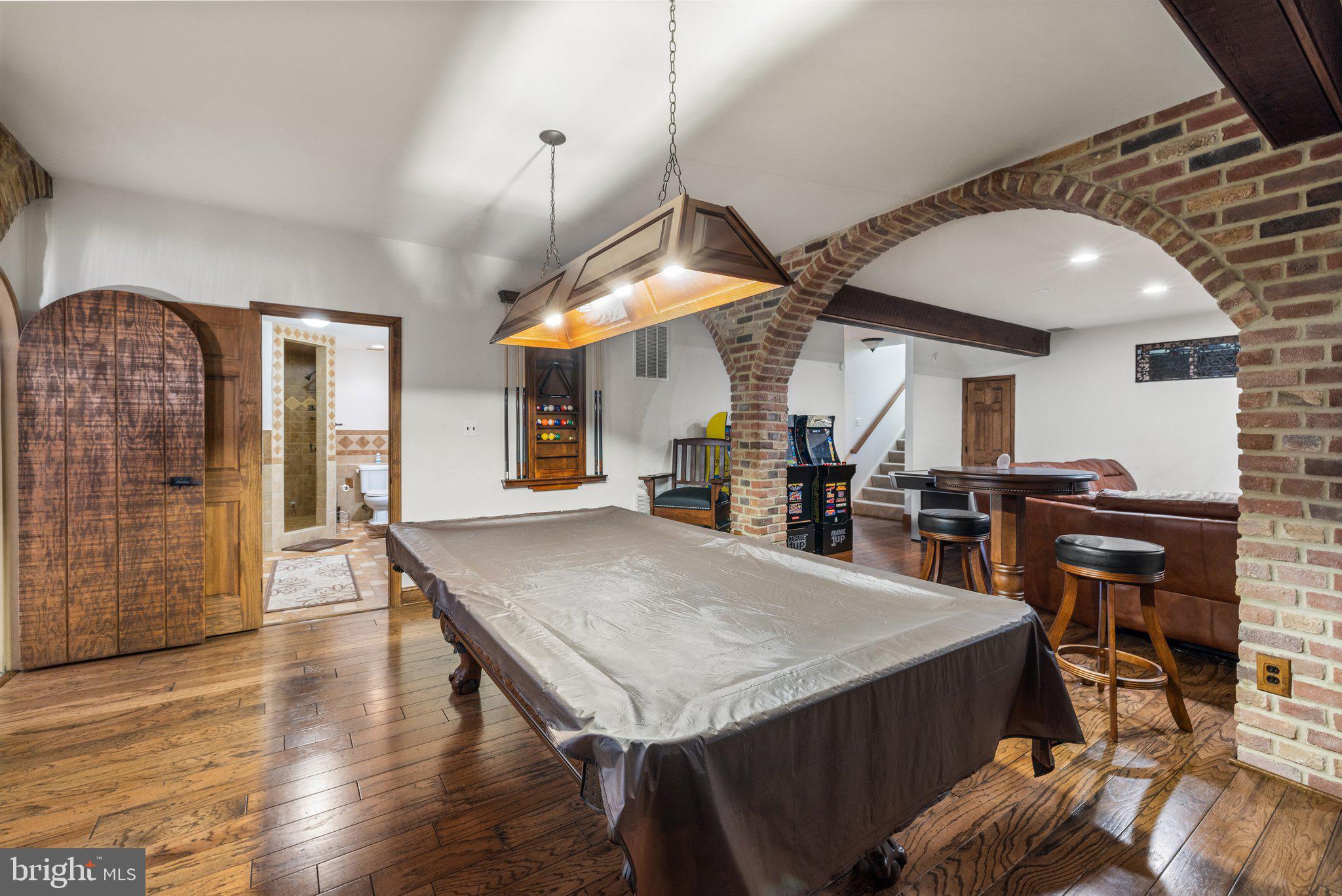 RIVER CREEK - Residential