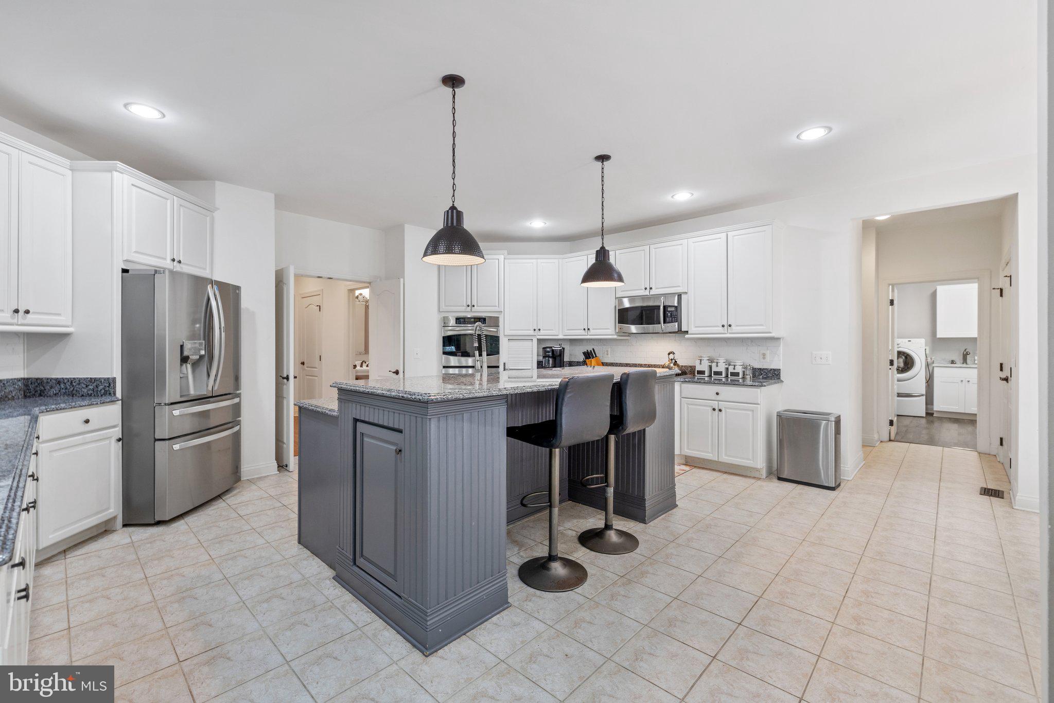 RIVER CREEK - Residential