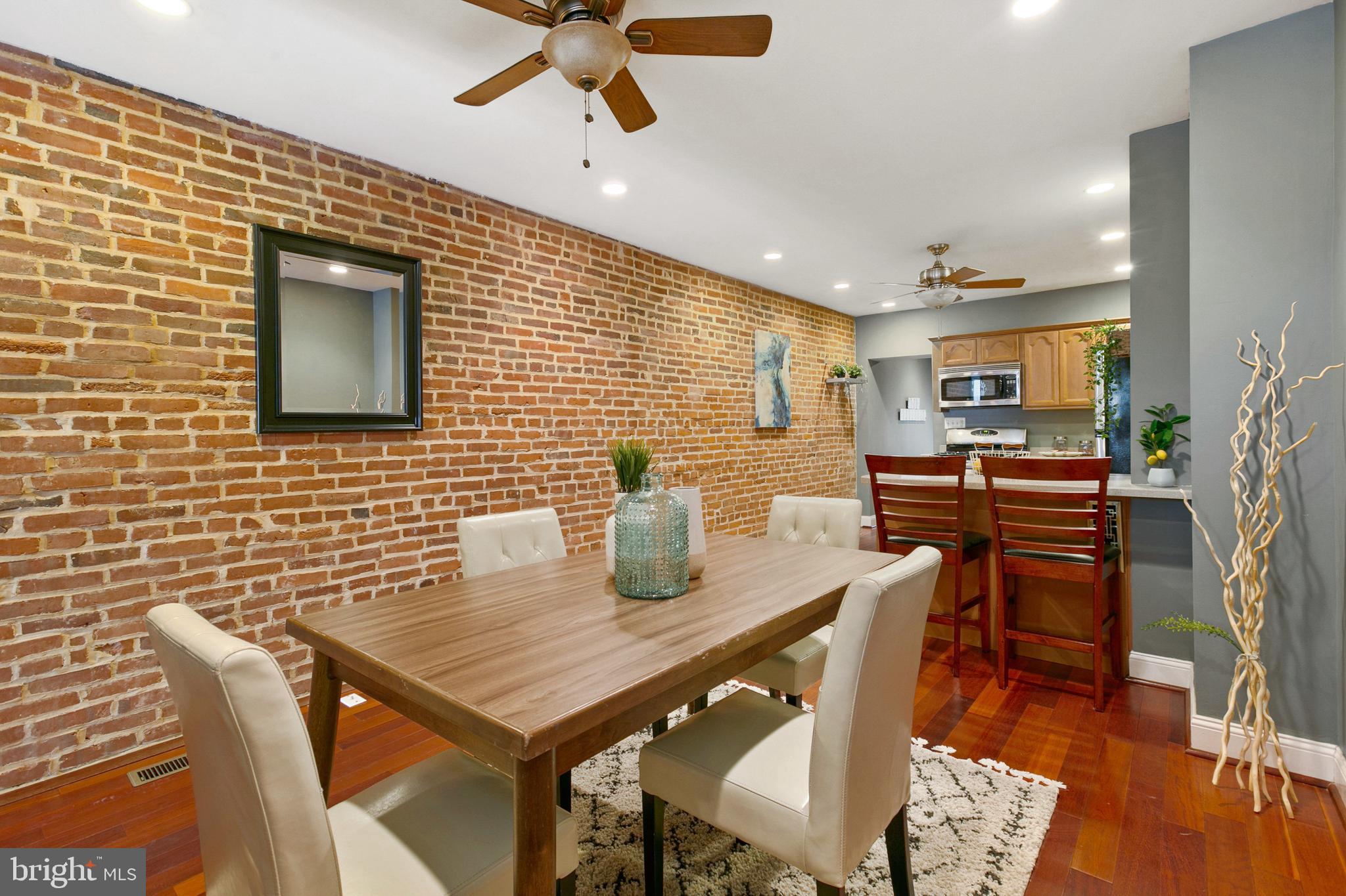 RIVERSIDE - Residential