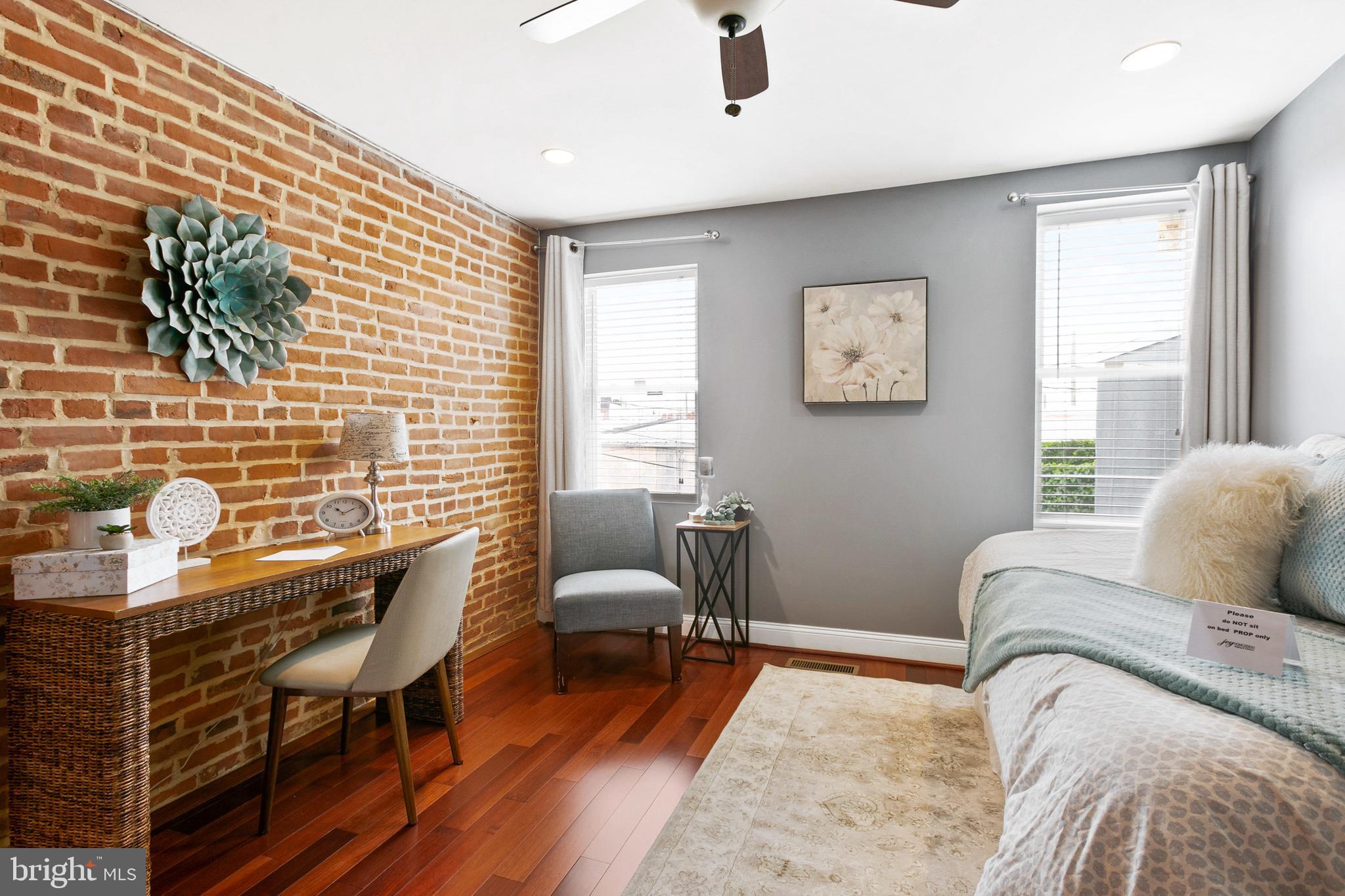 RIVERSIDE - Residential