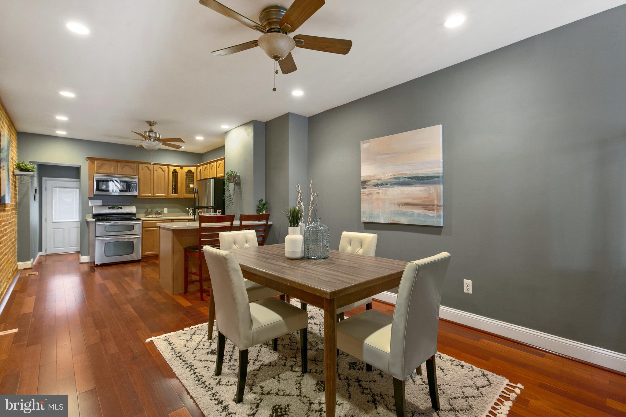 RIVERSIDE - Residential