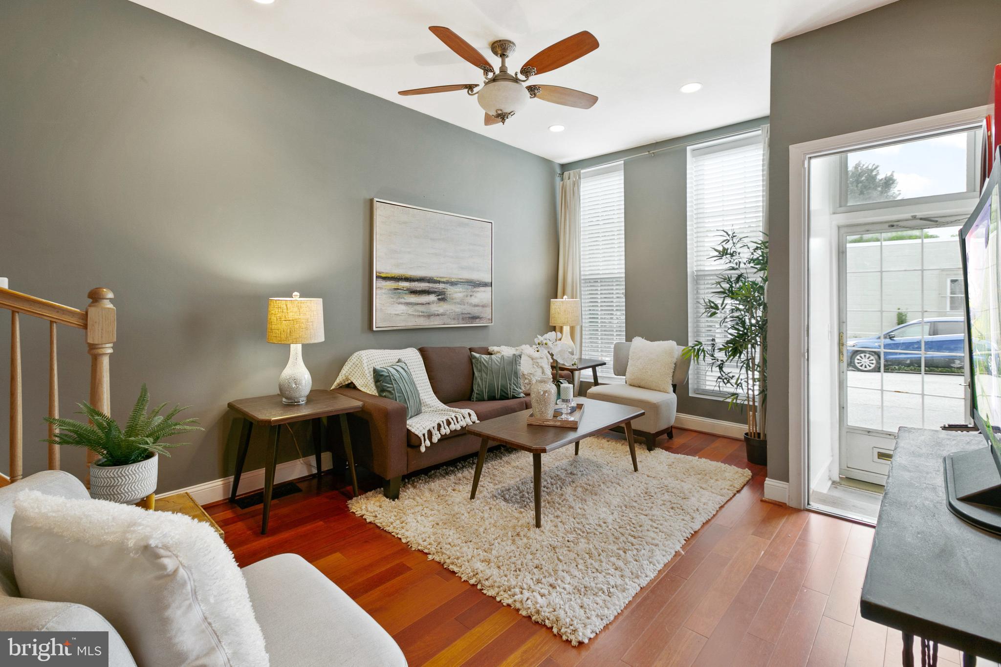 RIVERSIDE - Residential