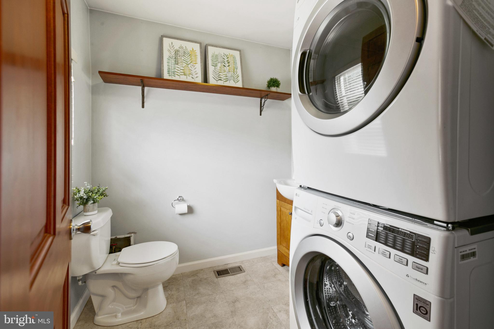 RIVERSIDE - Residential