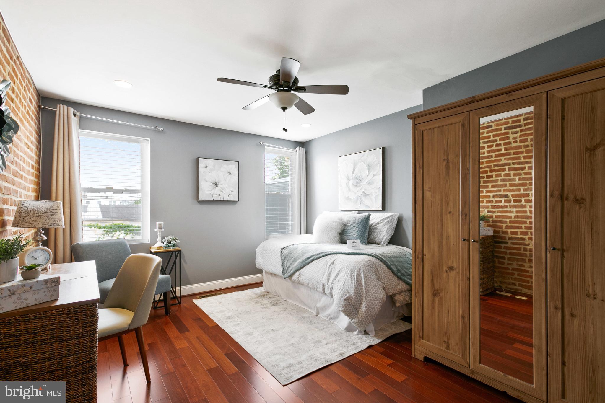 RIVERSIDE - Residential