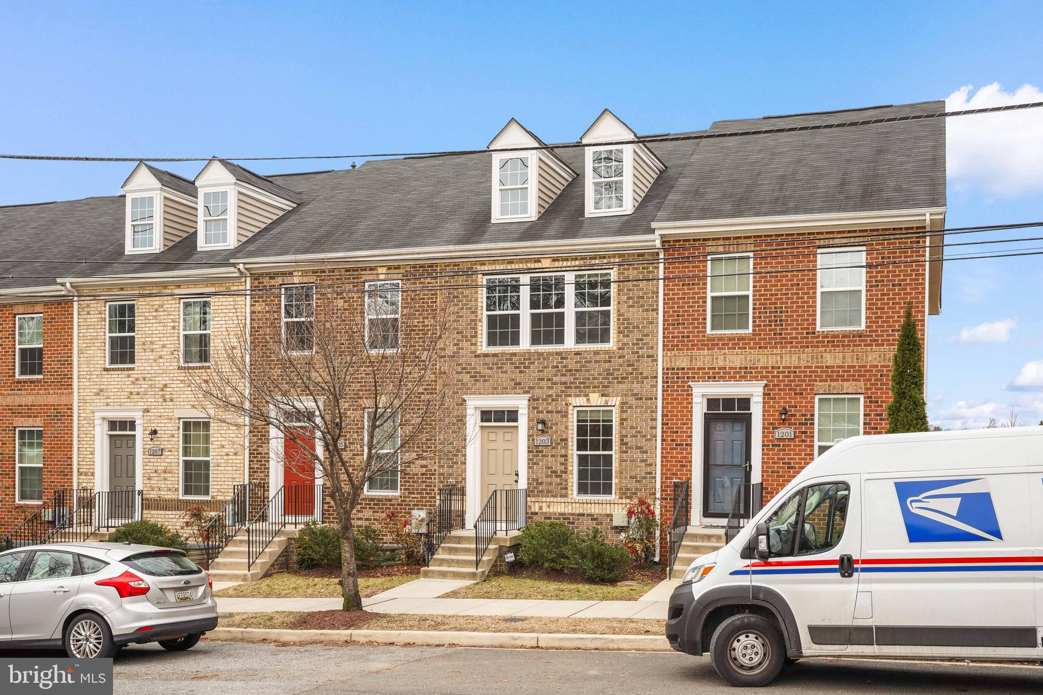 1203 TRENTON PLACE SE
