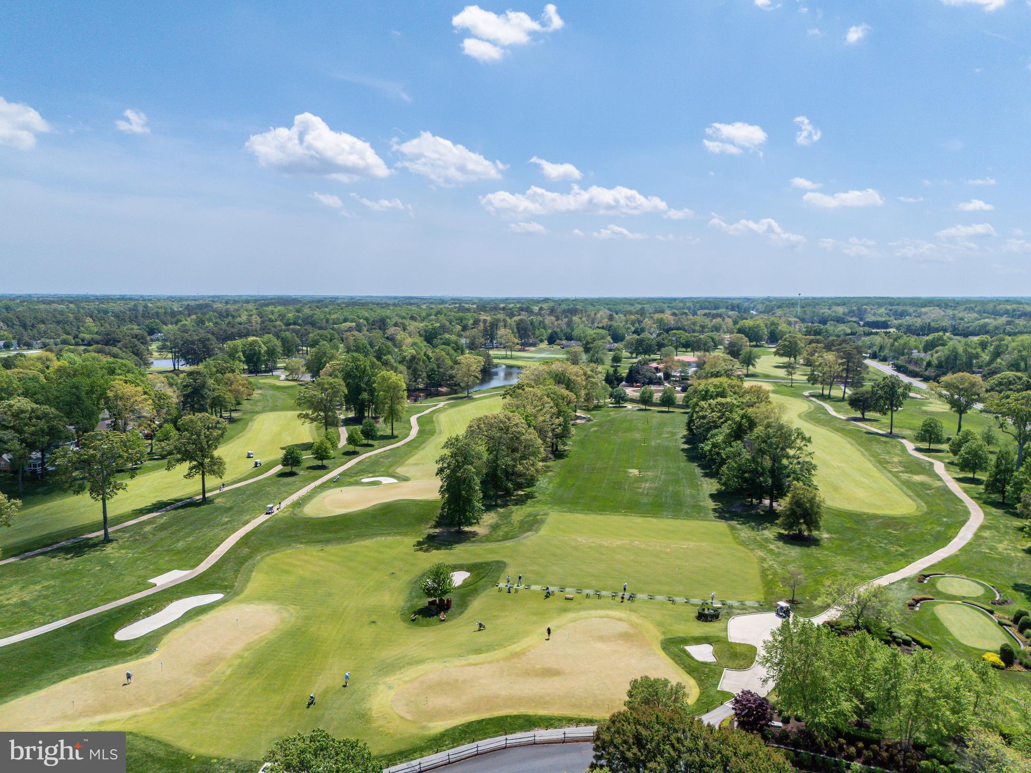 FAIRWAY VILLAS - Residential