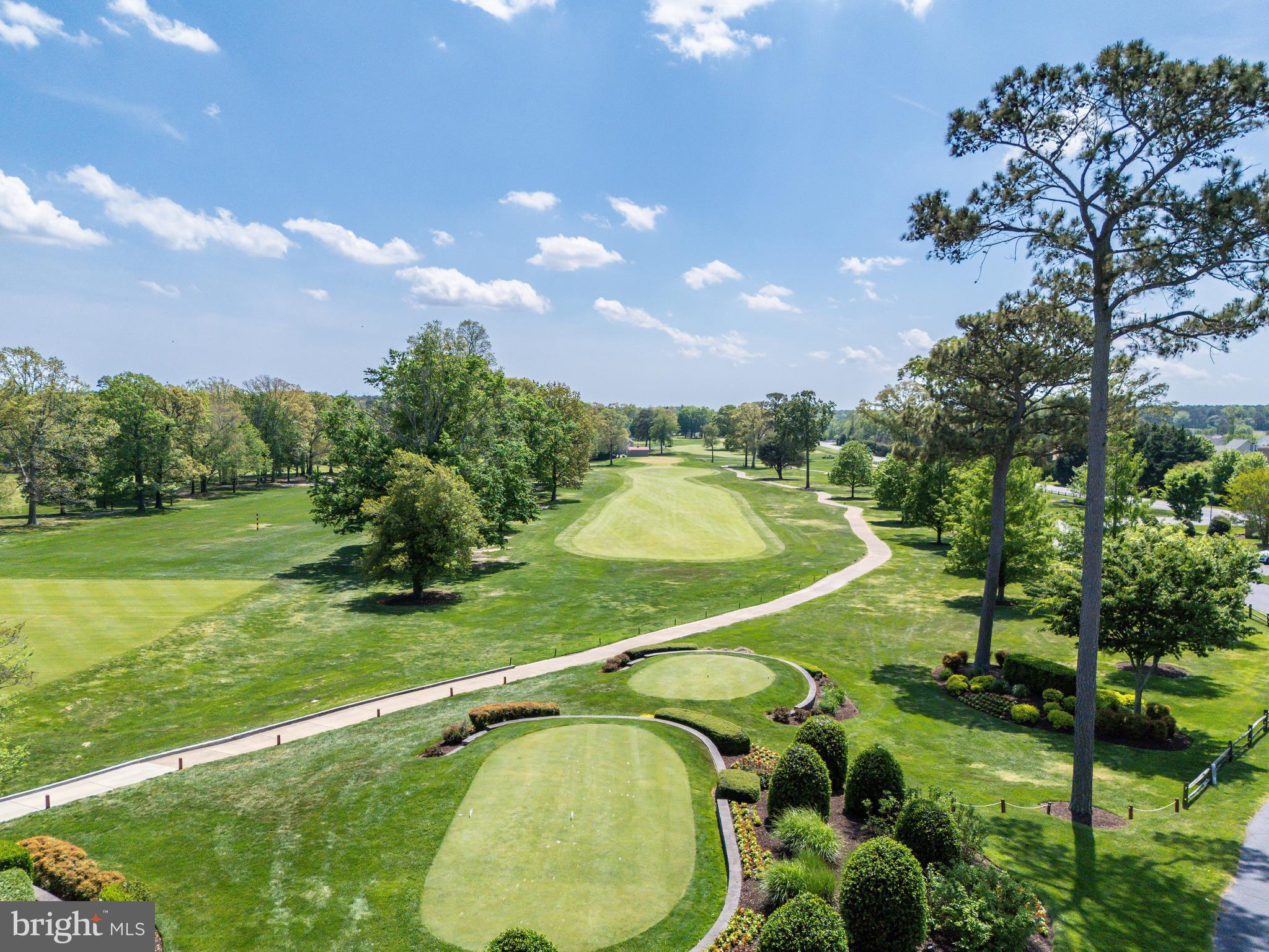 FAIRWAY VILLAS - Residential