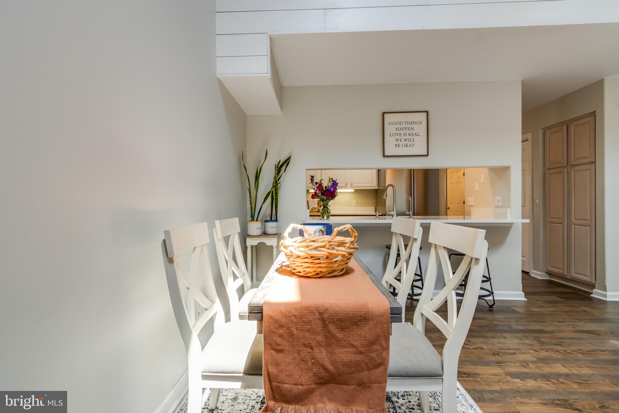 FAIRWAY VILLAS - Residential