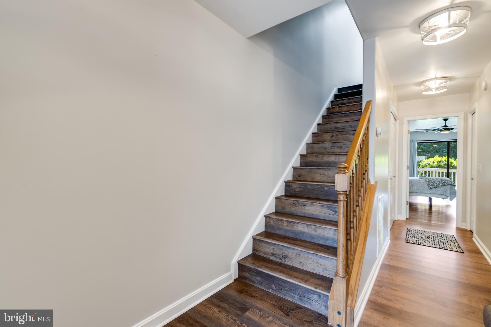 FAIRWAY VILLAS - Residential