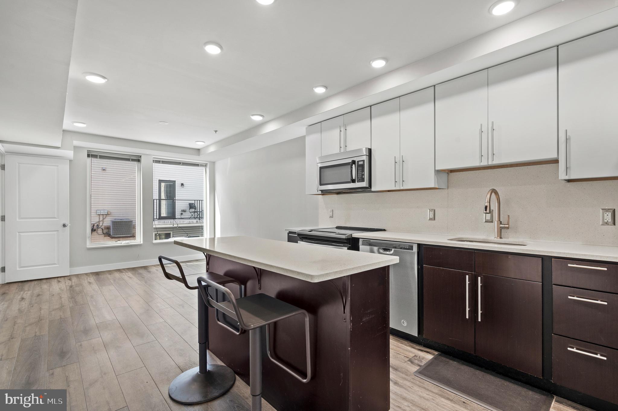 OLDE KENSINGTON - Residential Lease