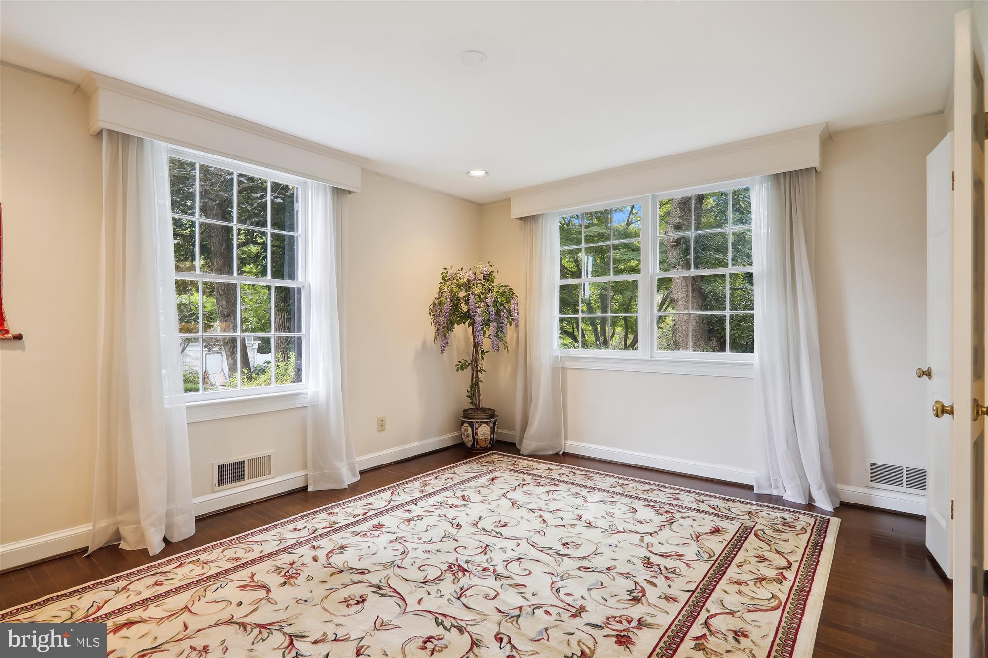 WESTMORELAND HILLS - Residential