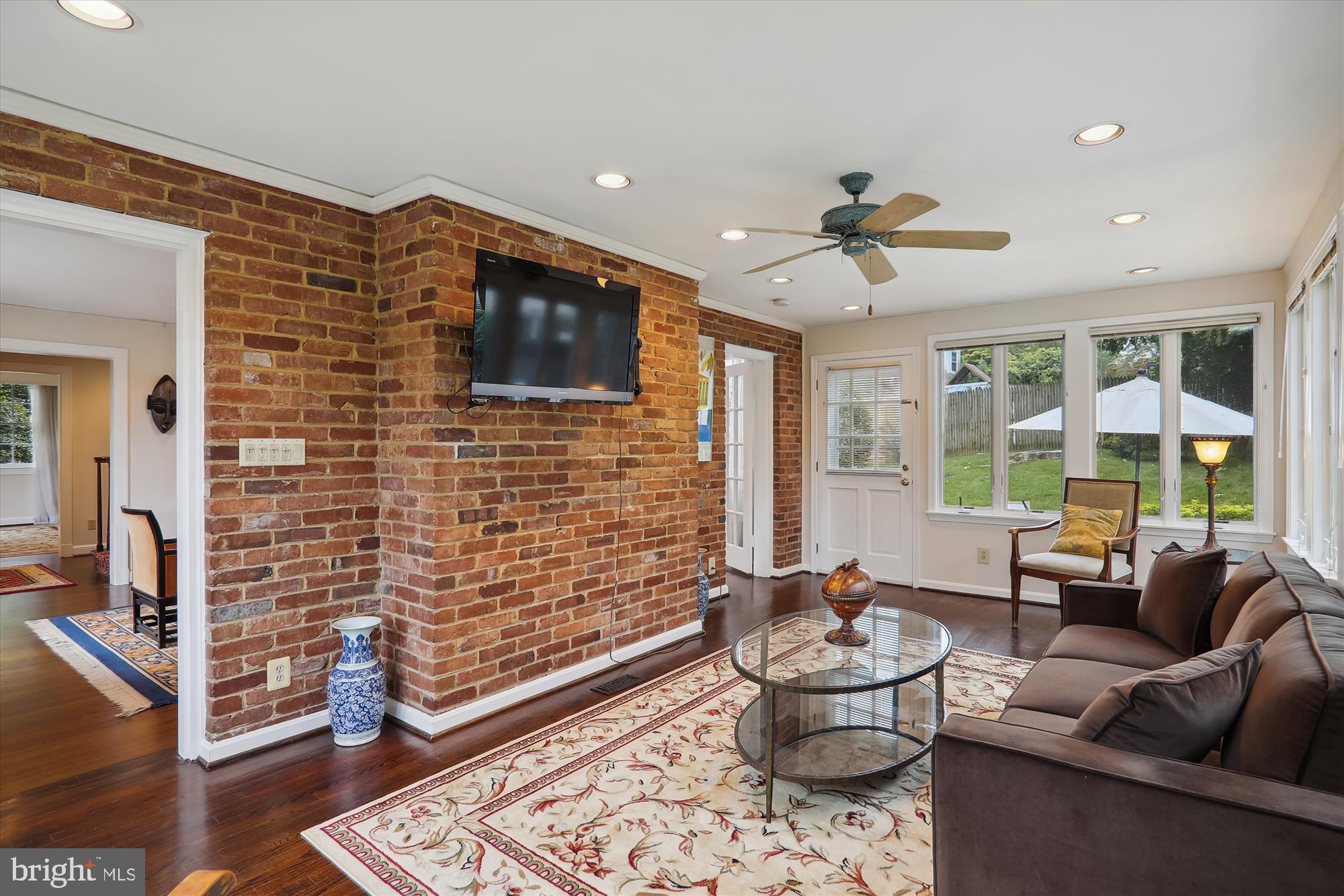 WESTMORELAND HILLS - Residential