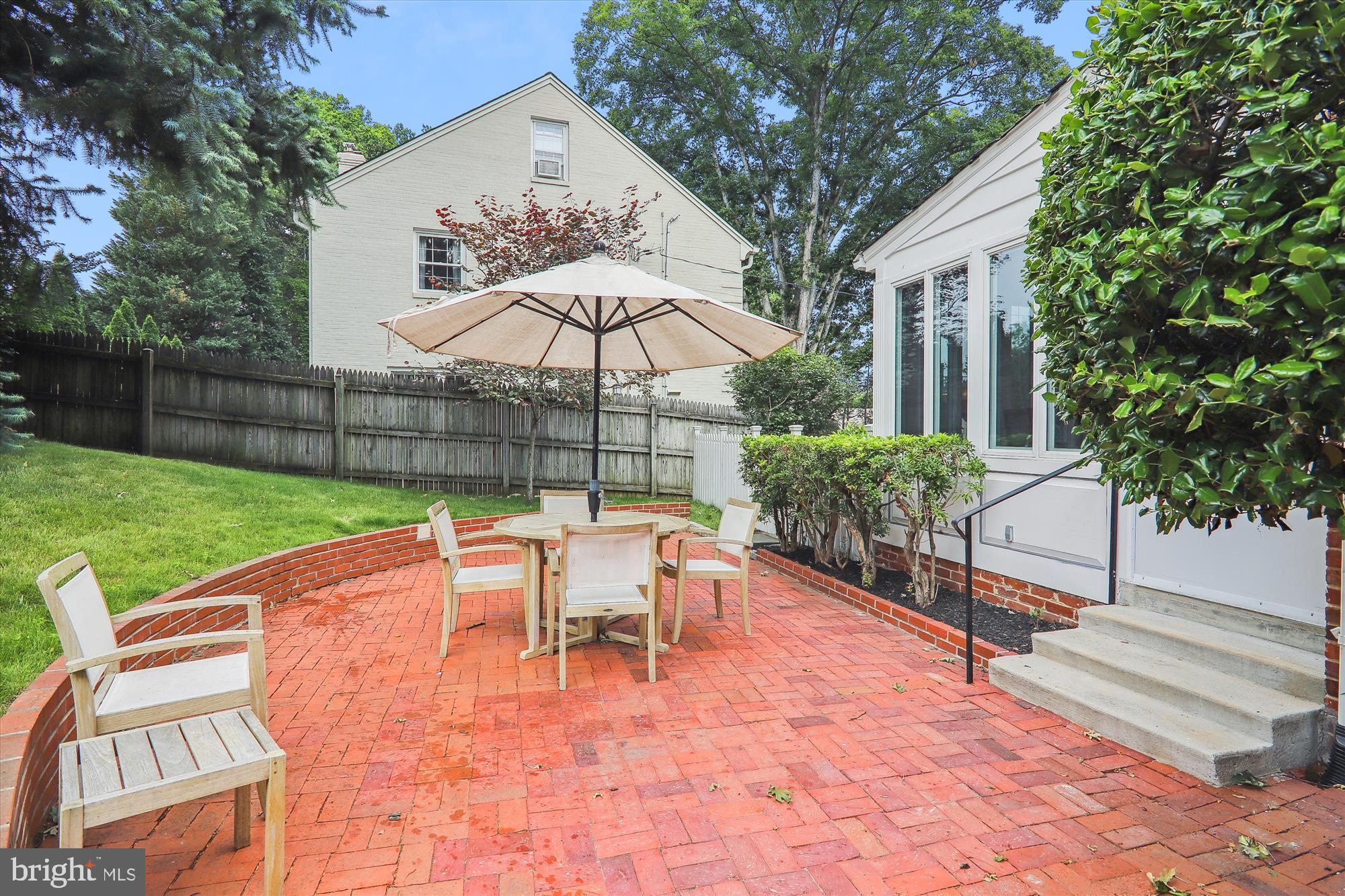 WESTMORELAND HILLS - Residential