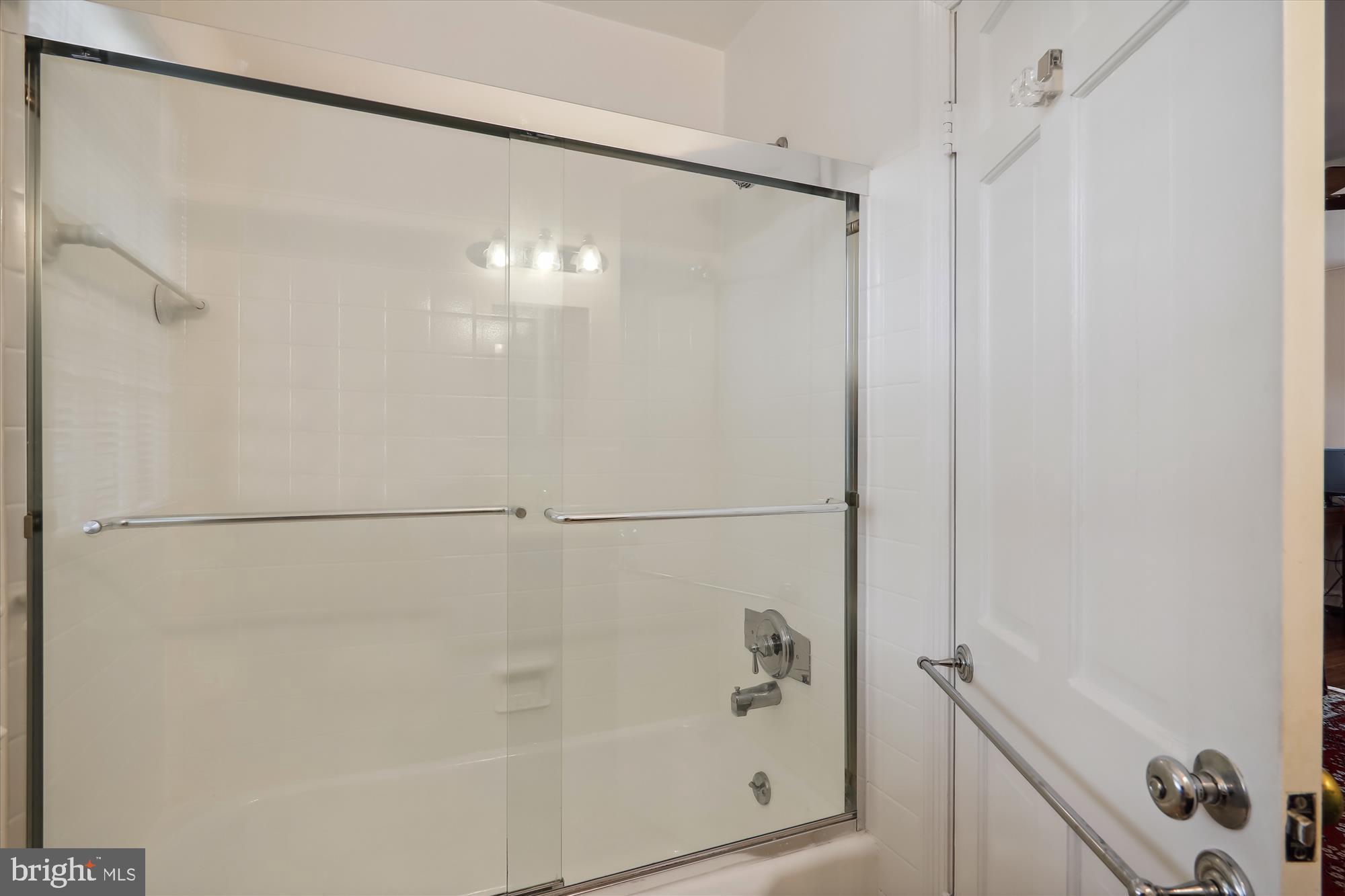 WESTMORELAND HILLS - Residential