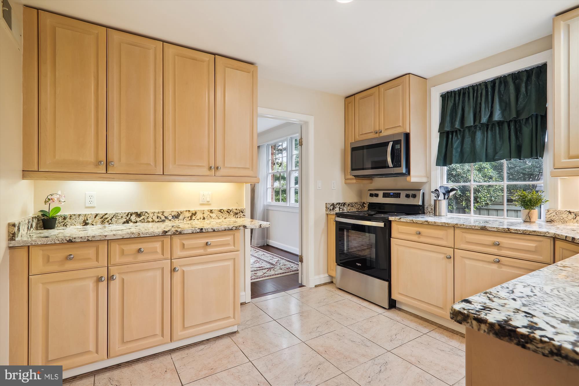 WESTMORELAND HILLS - Residential