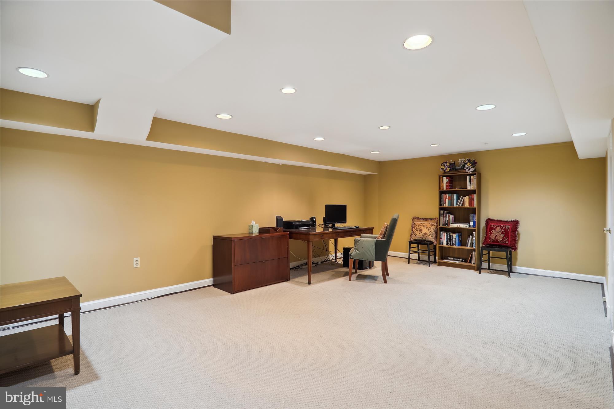 WESTMORELAND HILLS - Residential