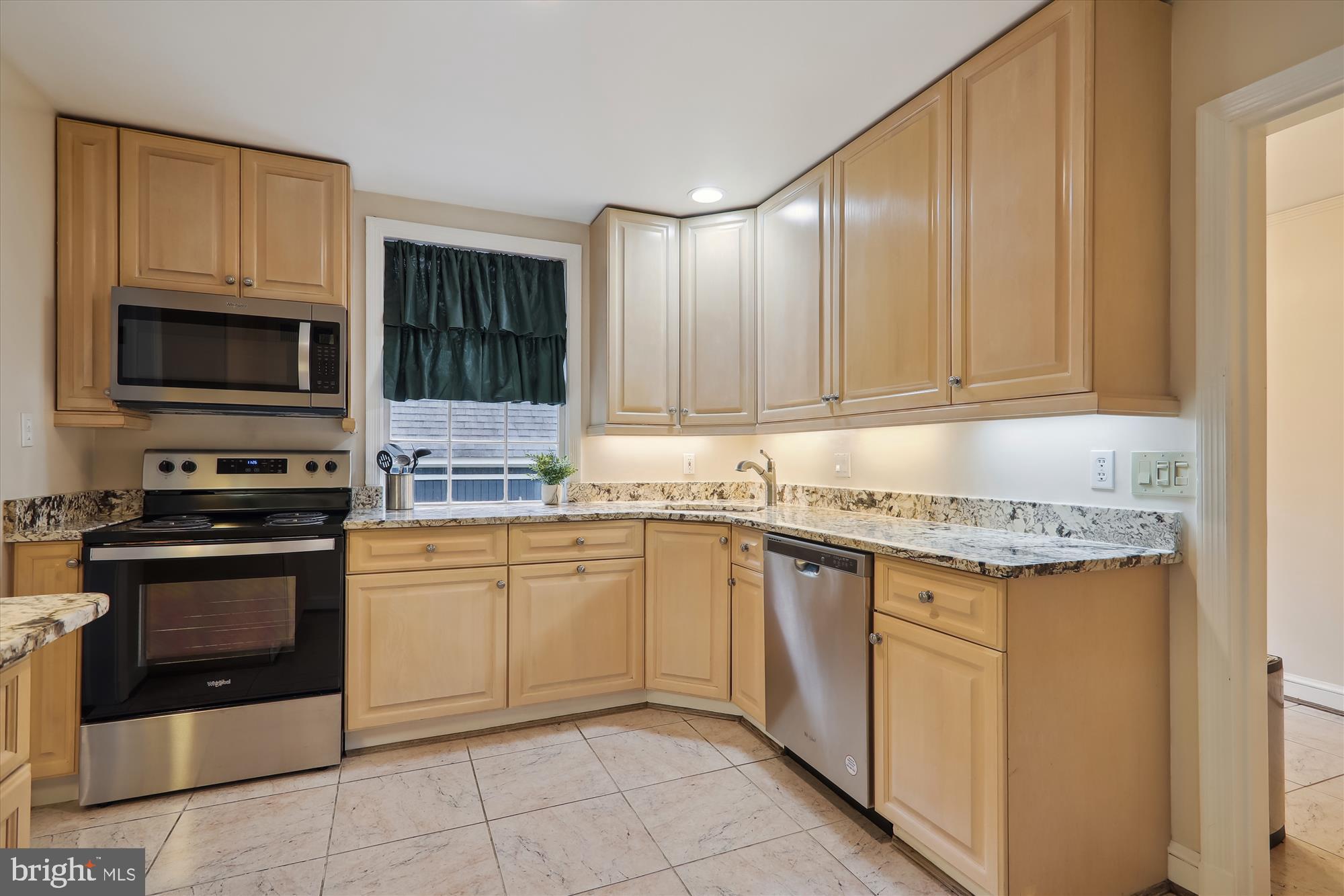 WESTMORELAND HILLS - Residential