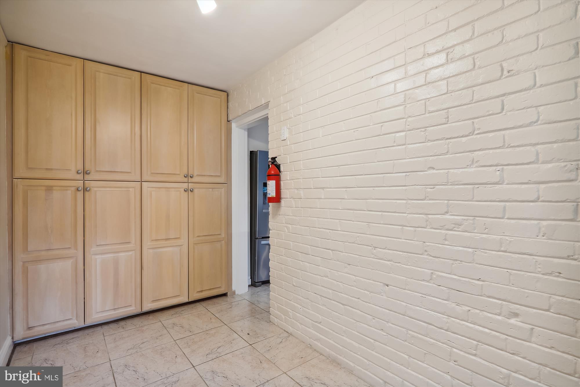 WESTMORELAND HILLS - Residential