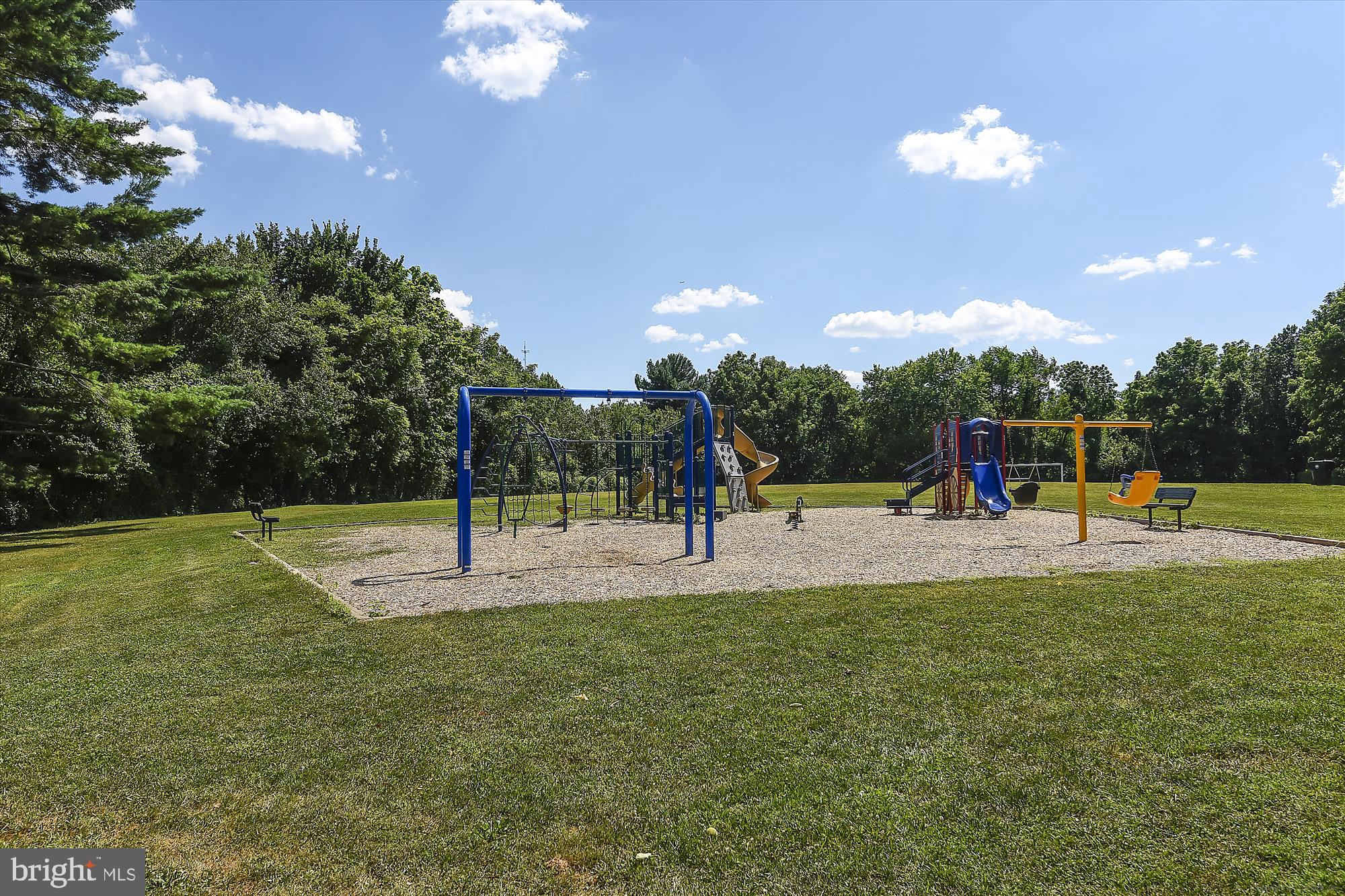 WESTMORELAND HILLS - Residential