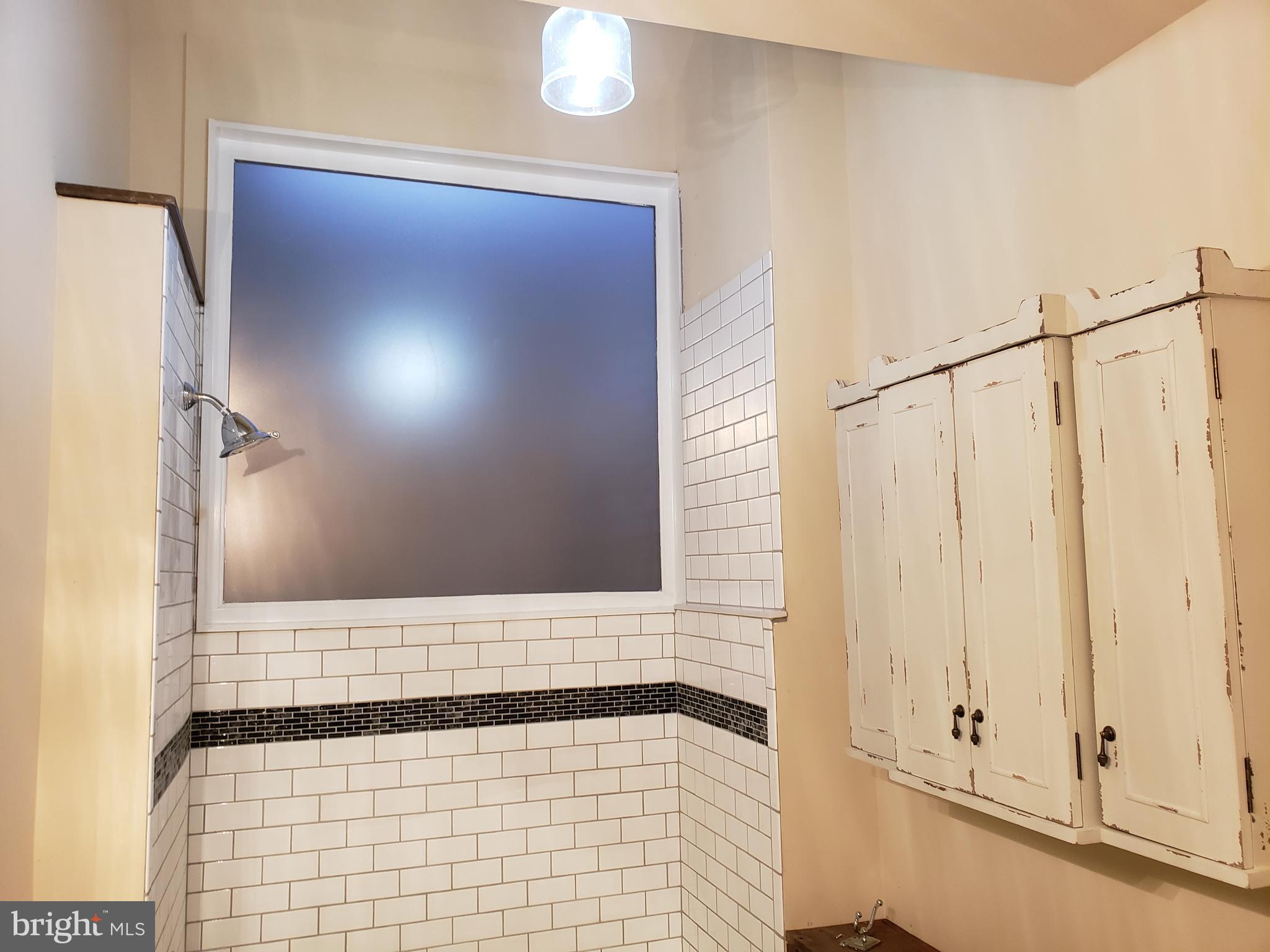 DOYLESTOWN BORO - Residential Lease