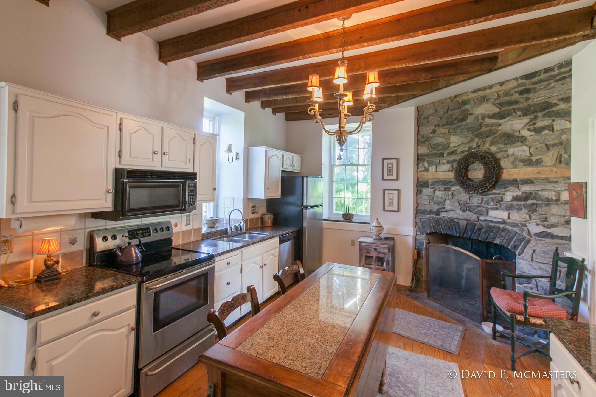 QUAIL SPRINGS ESTATES - Residential