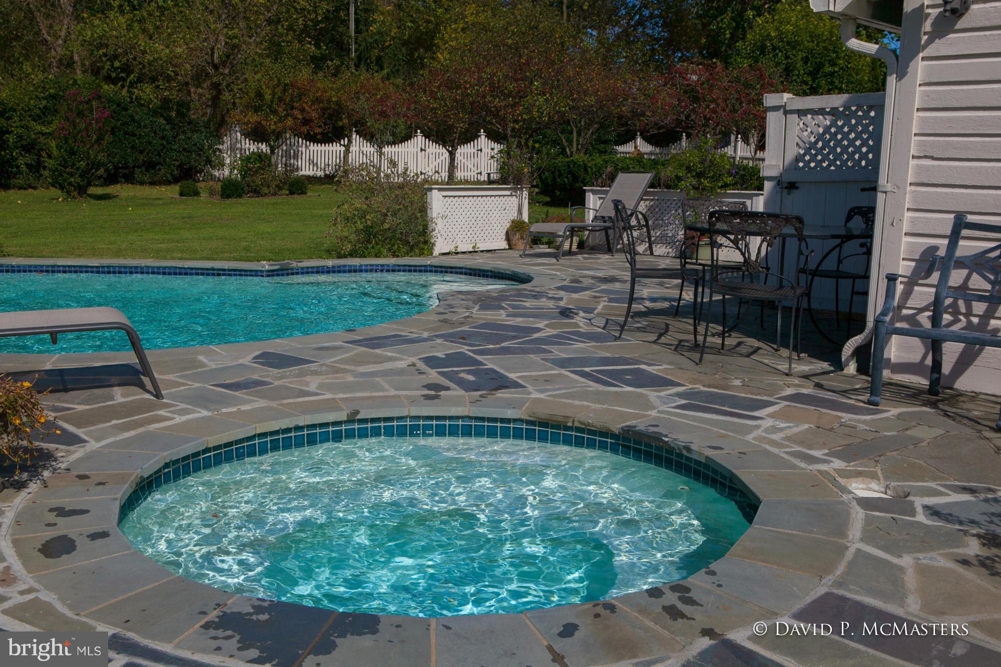 QUAIL SPRINGS ESTATES - Residential