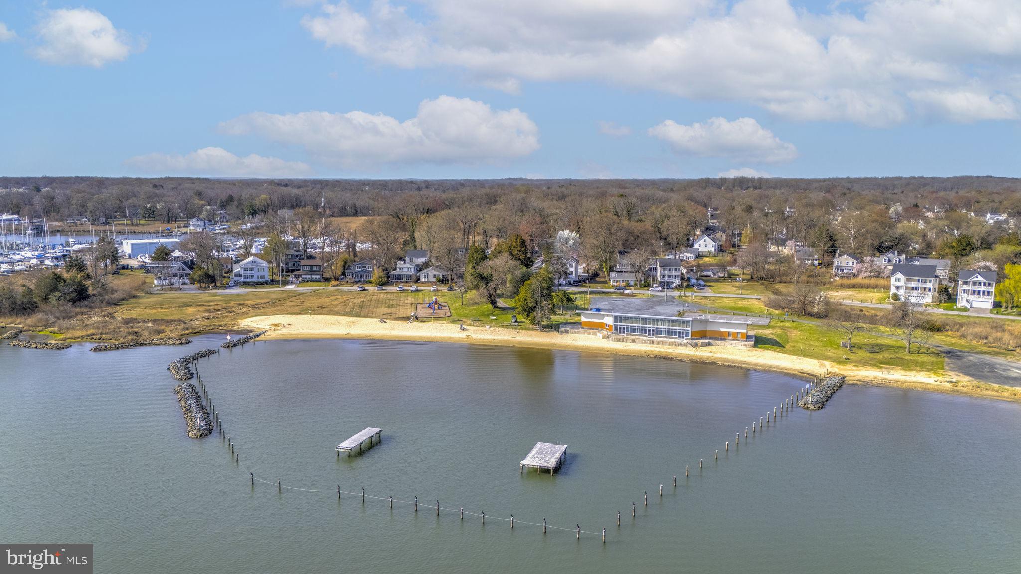 SELBY ON THE BAY - Residential