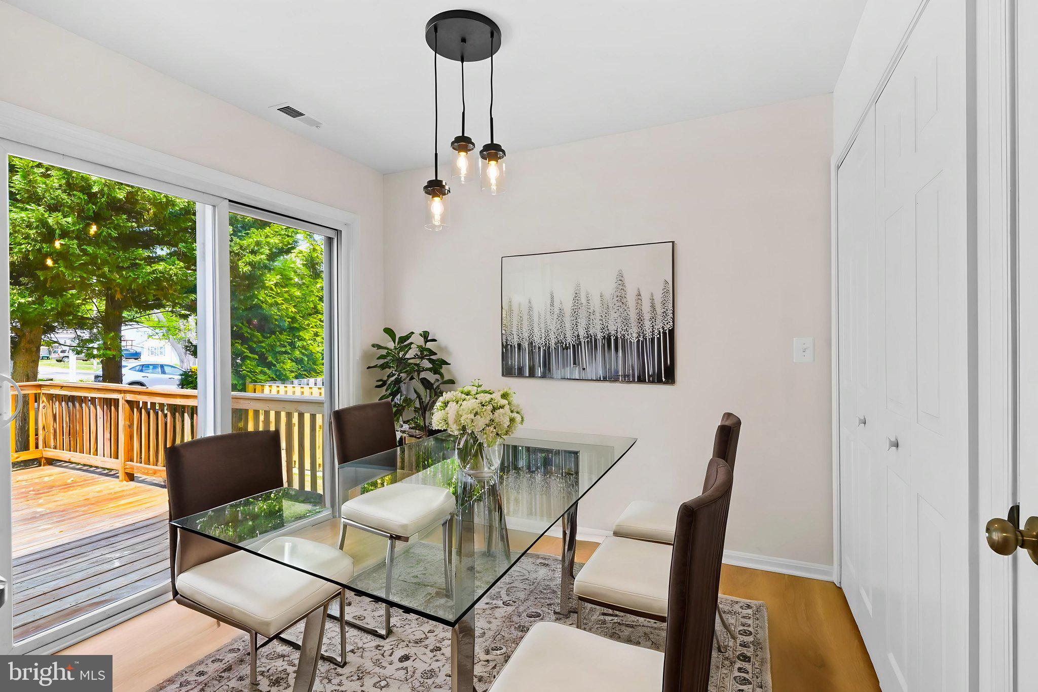 SELBY ON THE BAY - Residential