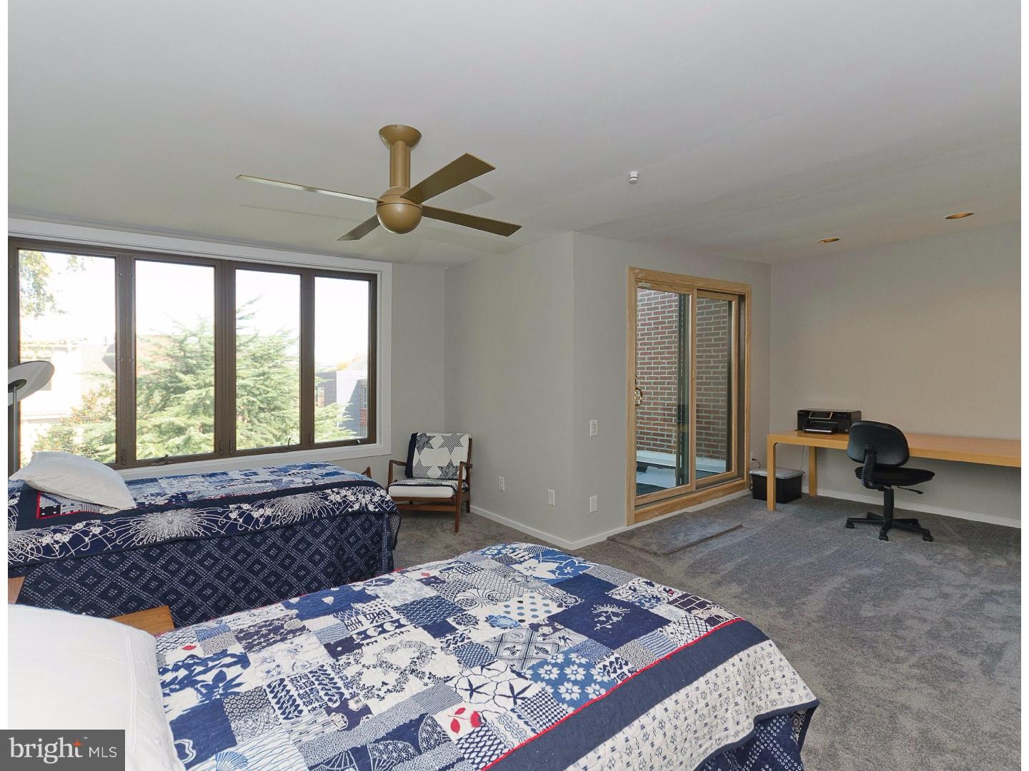 SOCIETY HILL - Residential