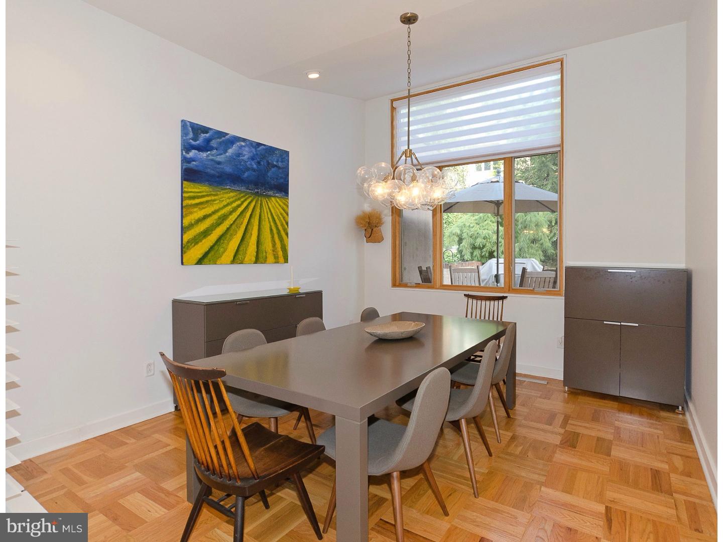 SOCIETY HILL - Residential