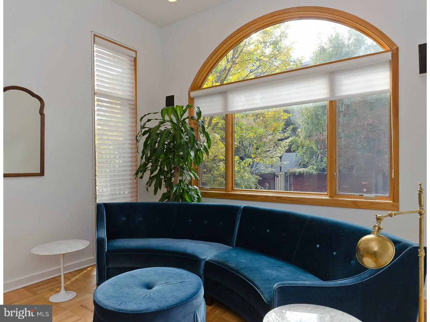 SOCIETY HILL - Residential