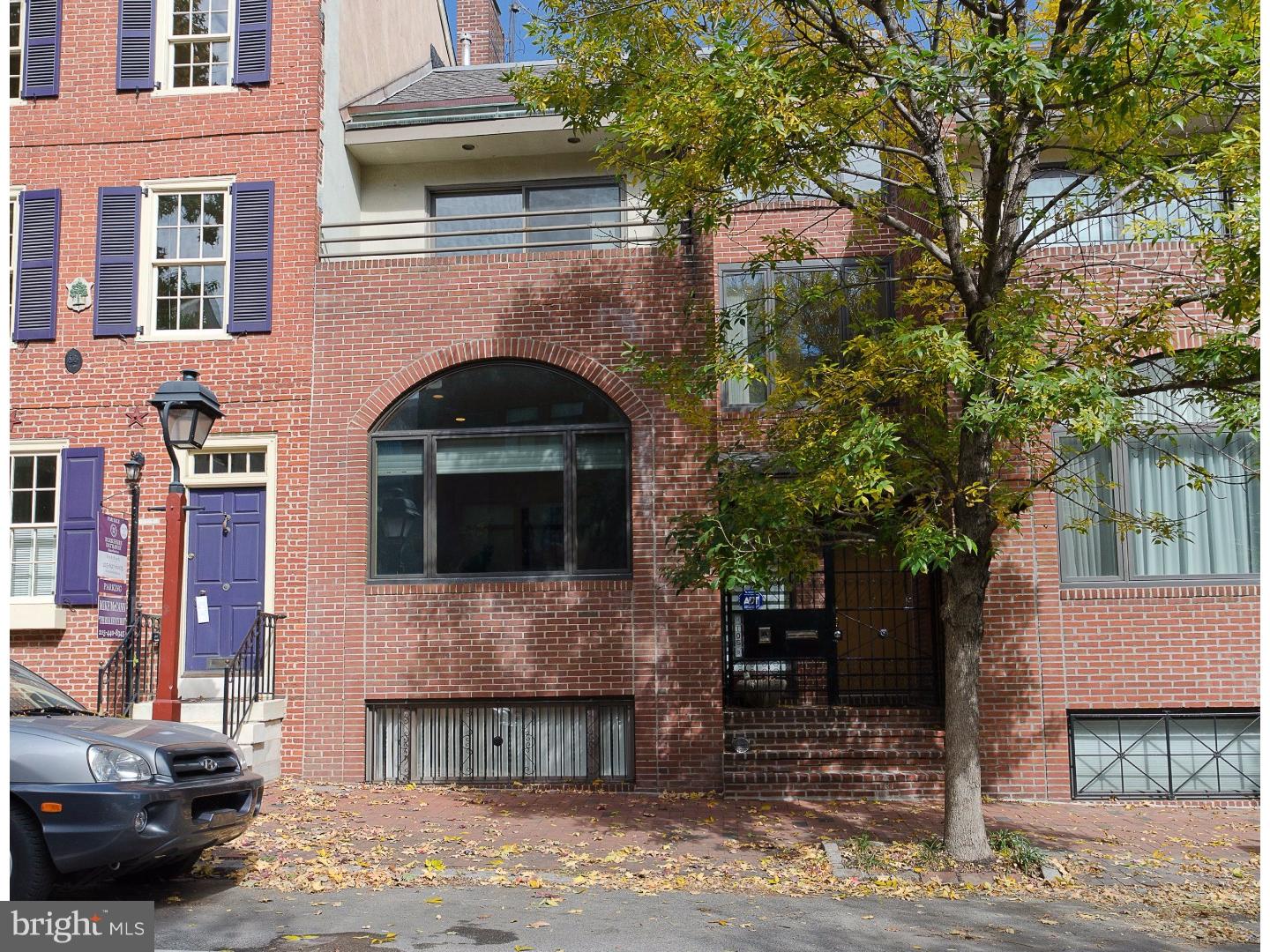 SOCIETY HILL - Residential