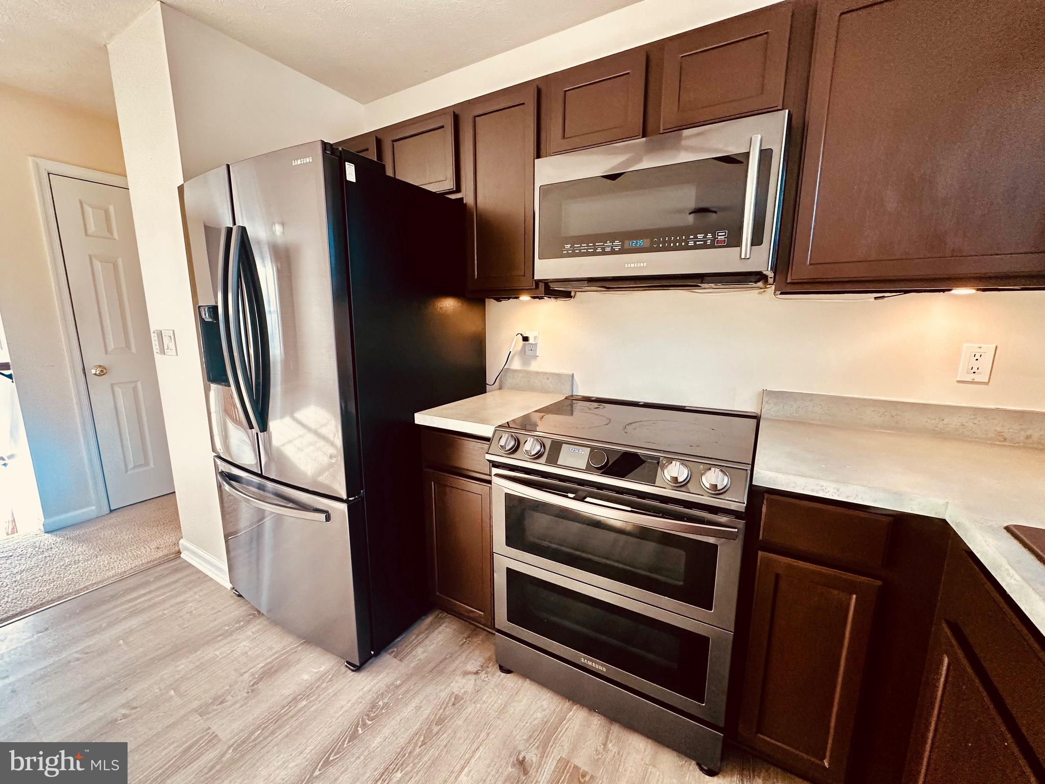 TIMBERWOOD VILLAGE - Residential