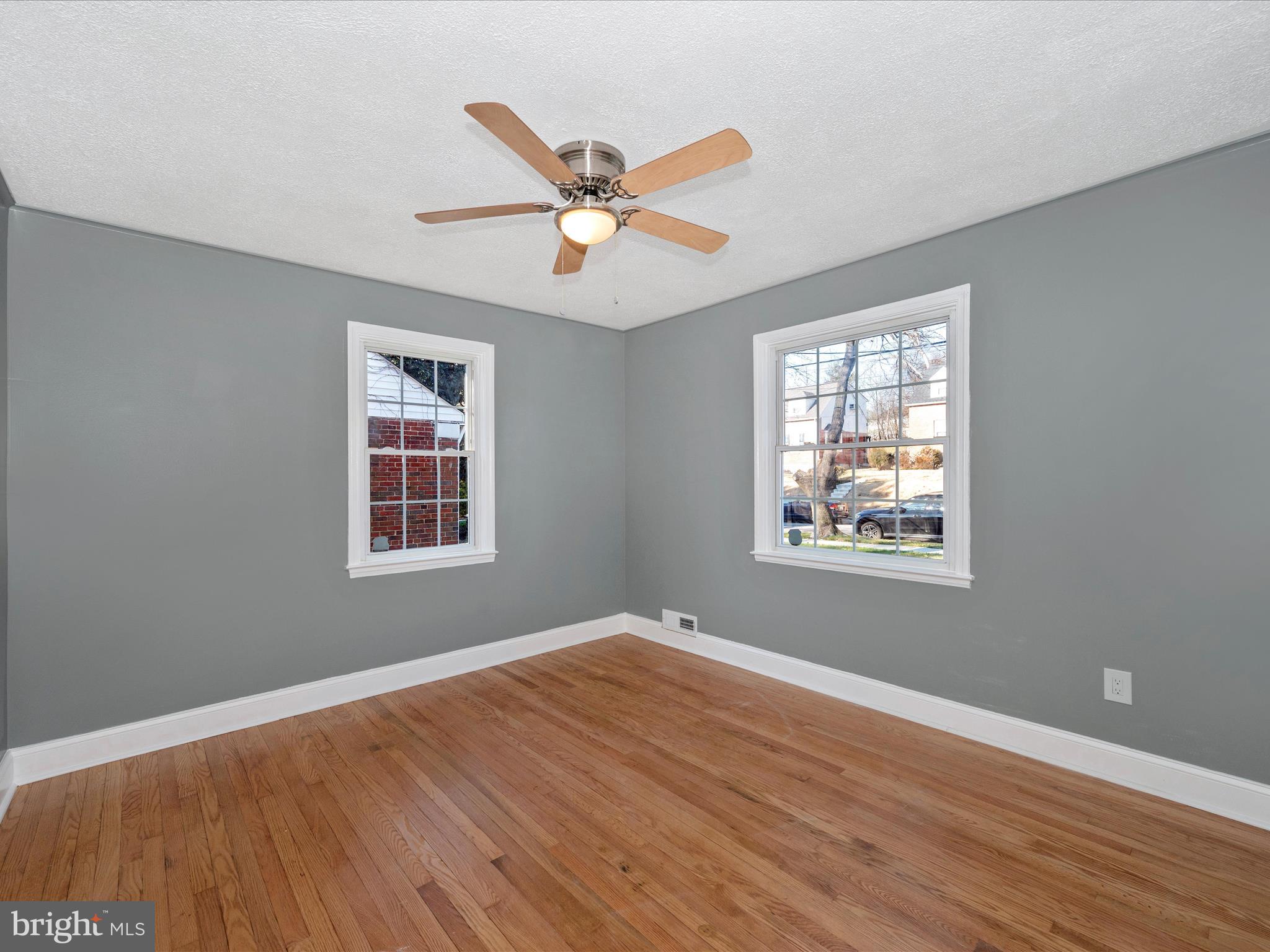 LOCHEARN - Residential