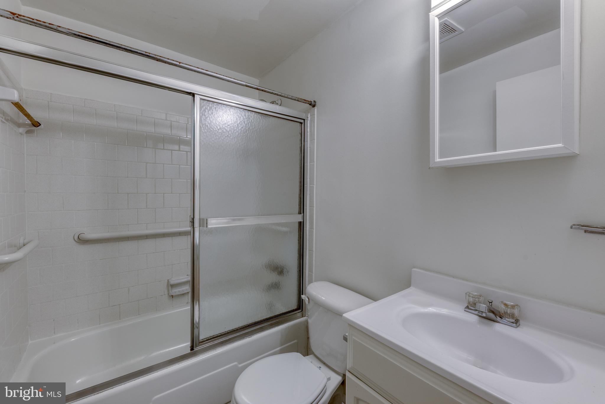 OWEN BROWN ESTATES - Residential Lease