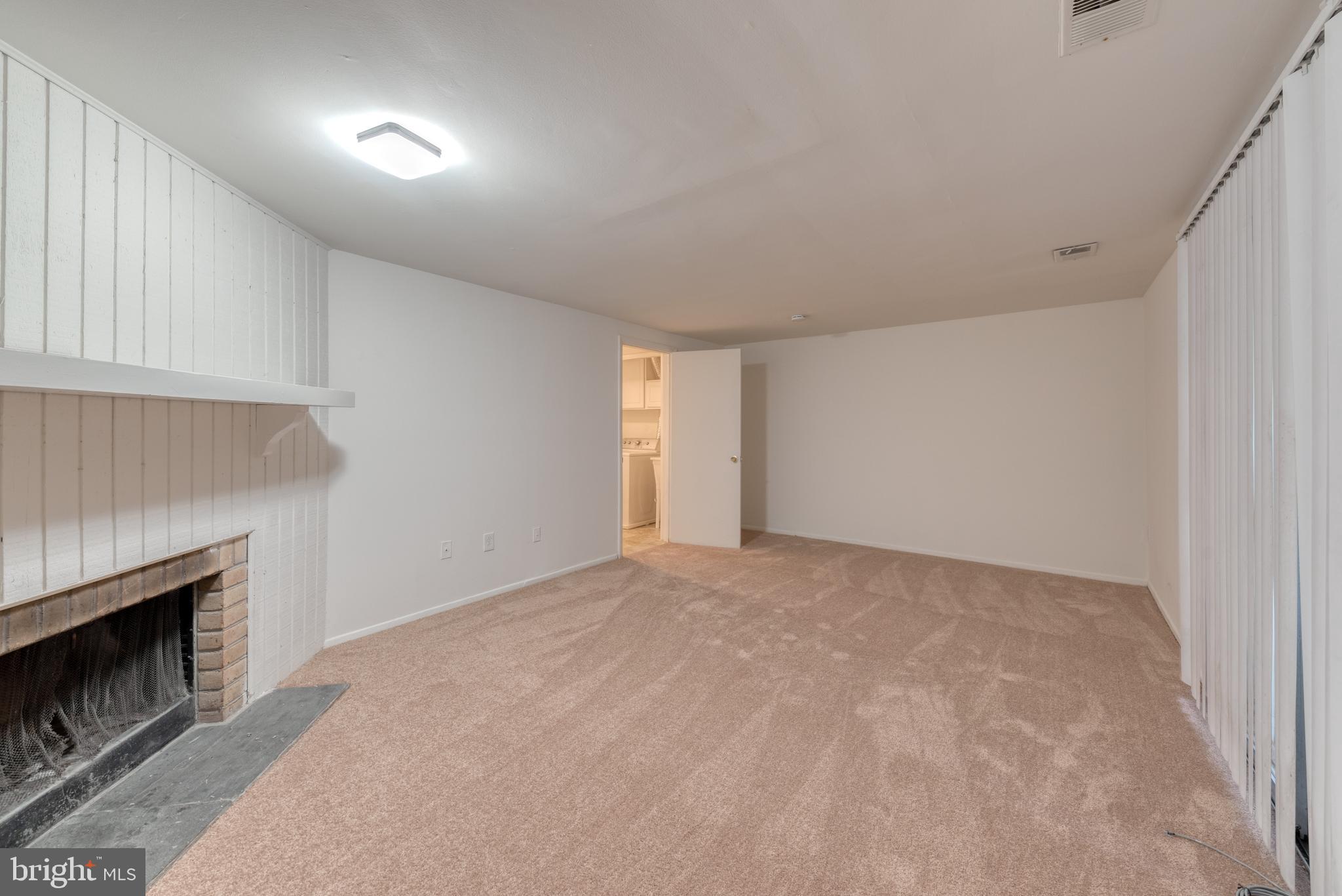 OWEN BROWN ESTATES - Residential Lease