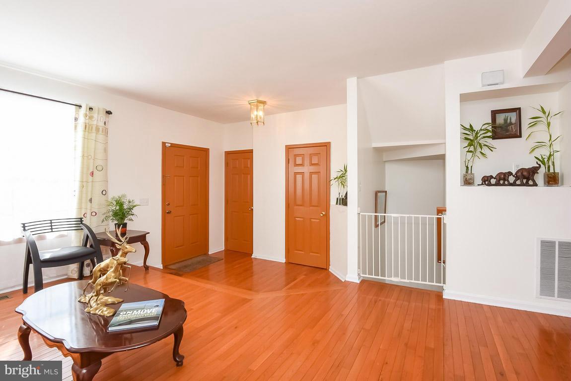 WELLINGTON/CLOVERHILL - Residential