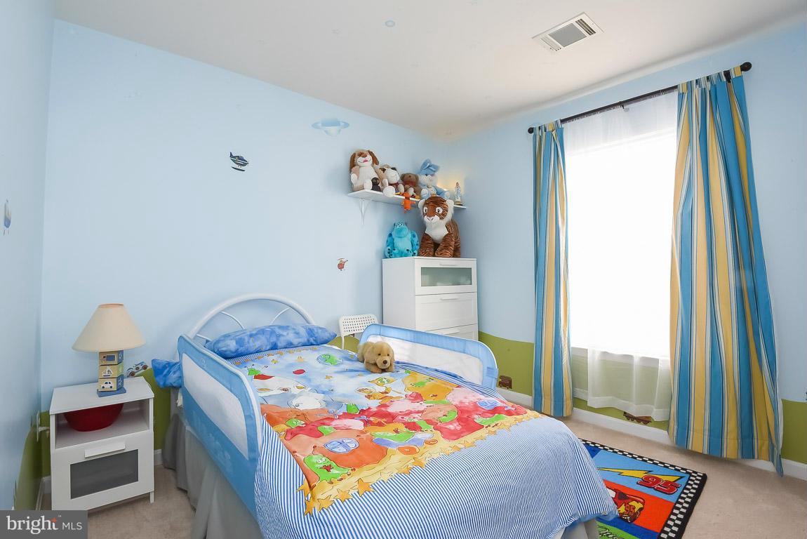 WELLINGTON/CLOVERHILL - Residential