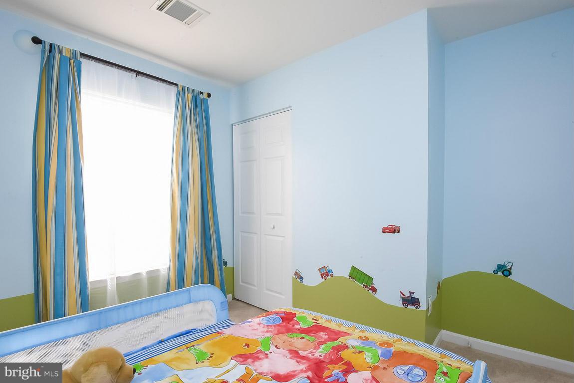 WELLINGTON/CLOVERHILL - Residential