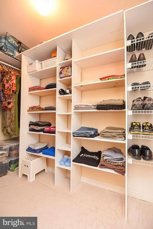 WELLINGTON/CLOVERHILL - Residential