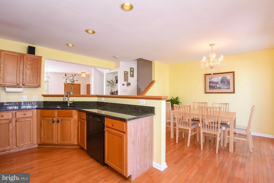 WELLINGTON/CLOVERHILL - Residential