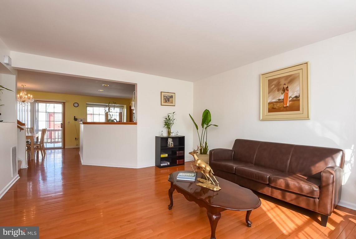 WELLINGTON/CLOVERHILL - Residential