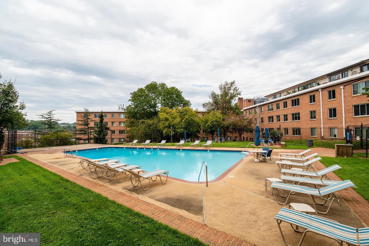 CARDINAL HOUSE - Residential Lease