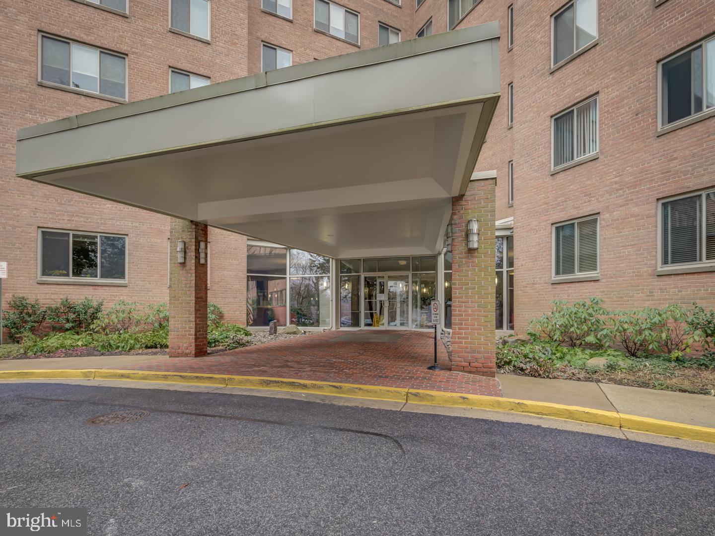 CARDINAL HOUSE - Residential Lease