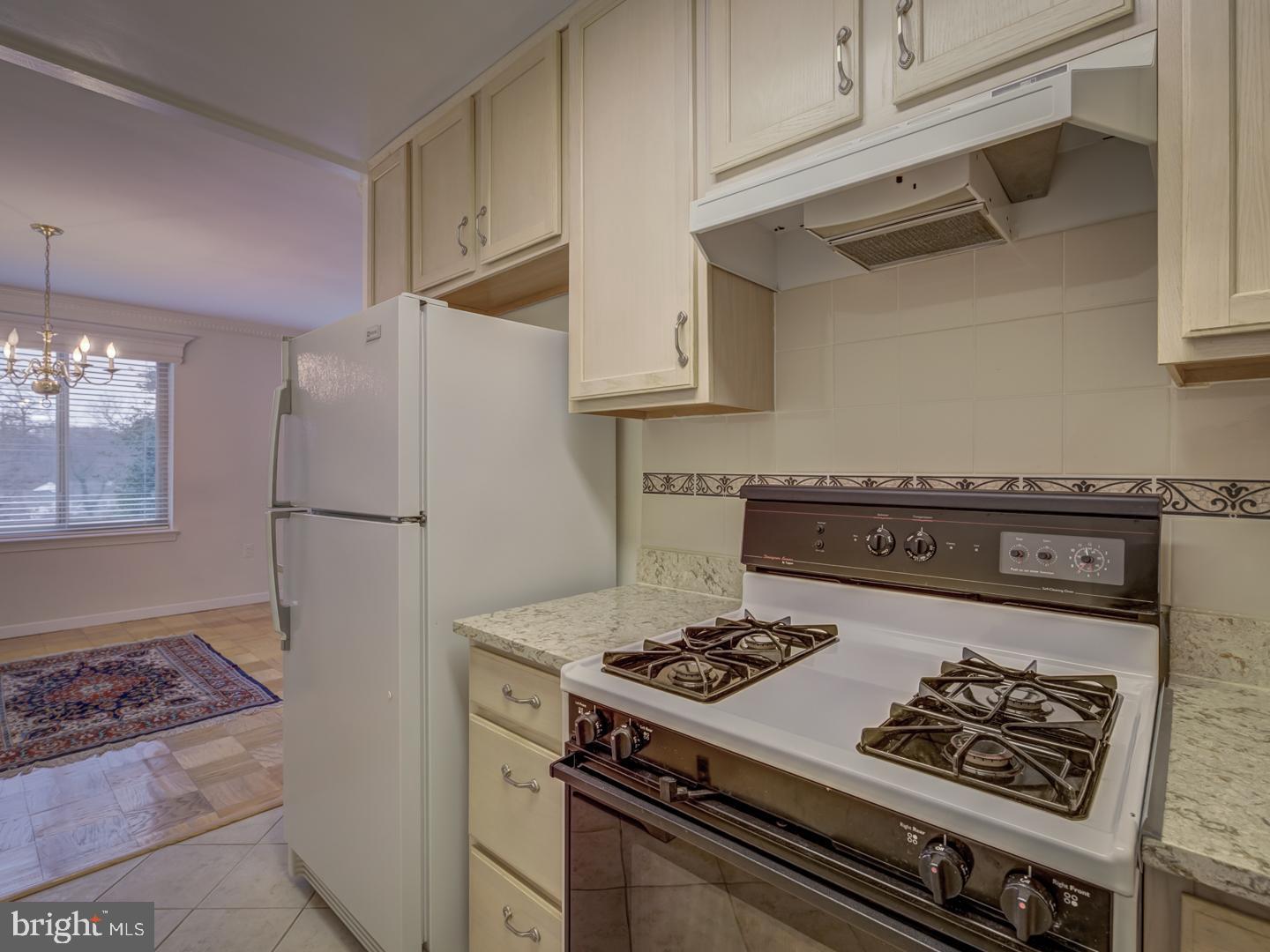 CARDINAL HOUSE - Residential Lease