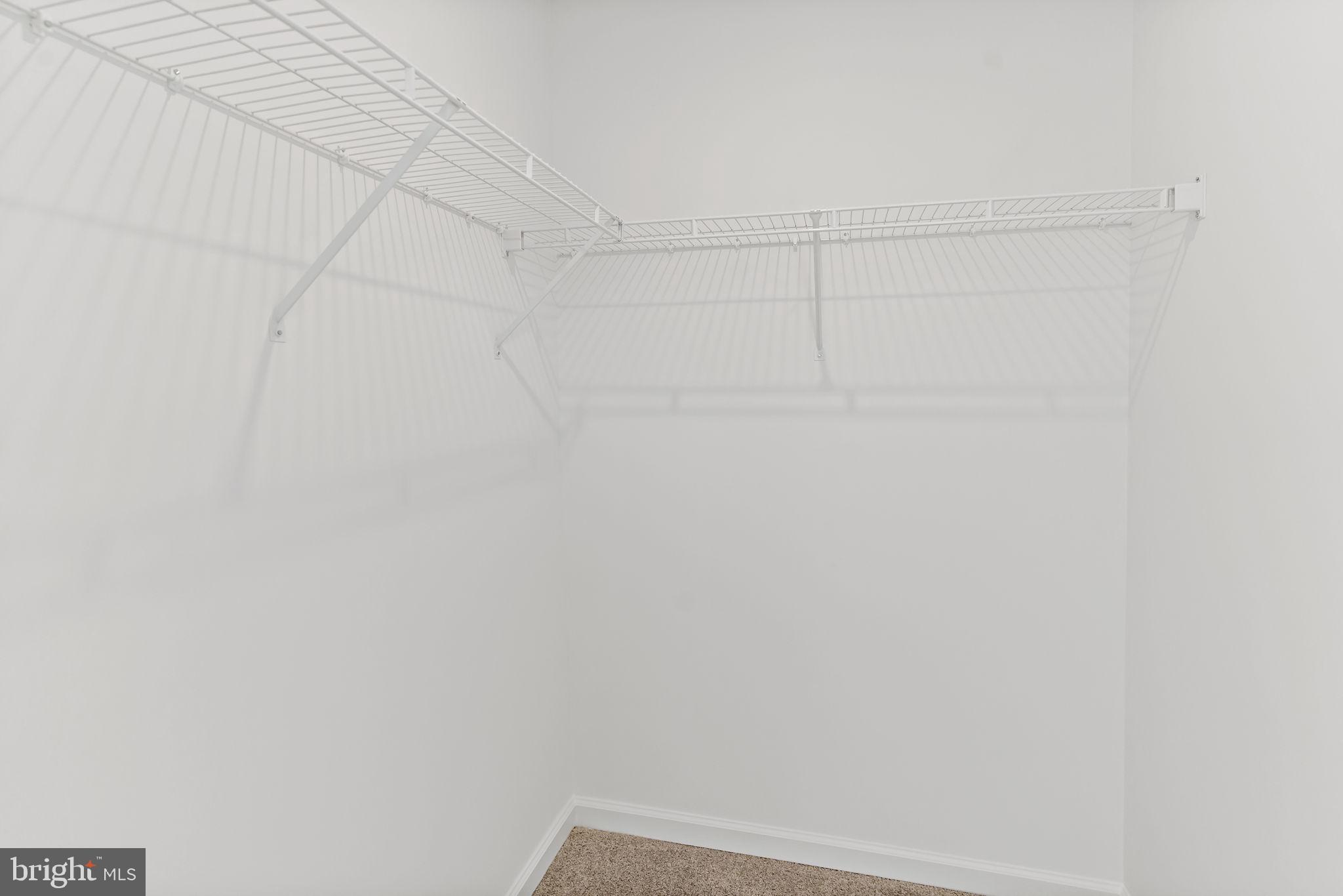 WHISPERING PINES - Residential